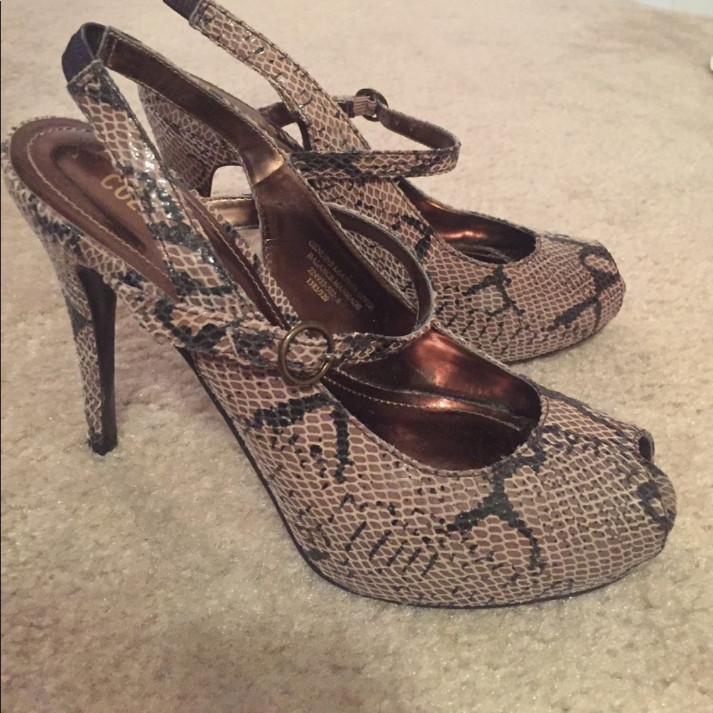 Genuine Leather Snakeskin look Stilettos 👠