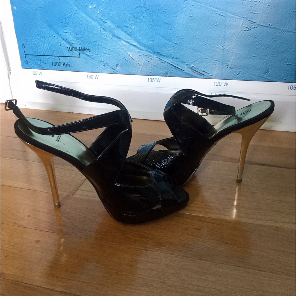 Bakers Black Snake Skin Heel