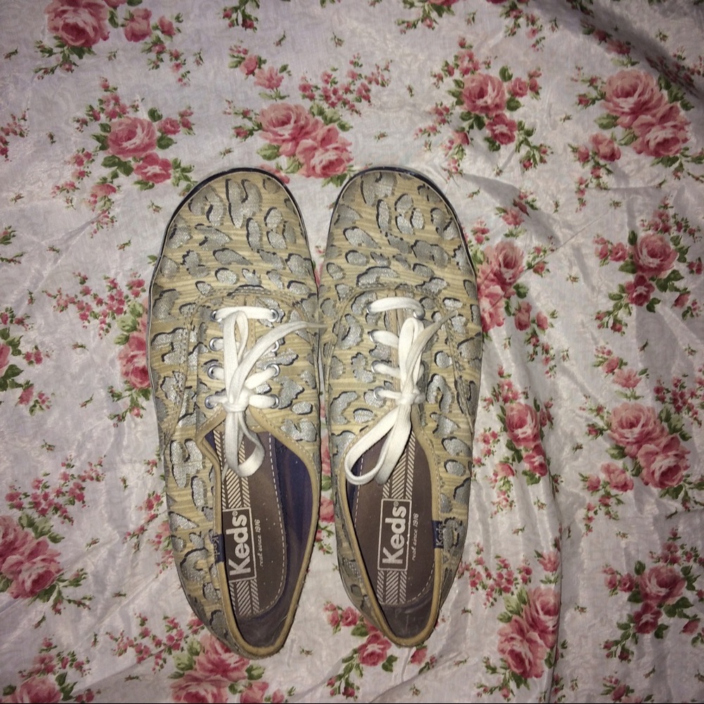 ✨ FLASH SALE ✨cute leopard print ked's