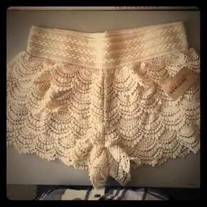 Lace shorts