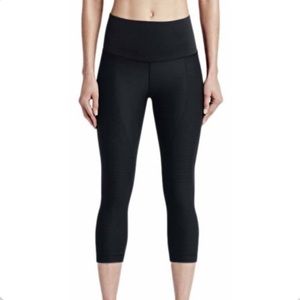 Nike Zoned Sculpt capri leggings