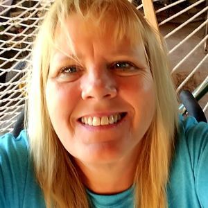 Meet your Posher, Leslee