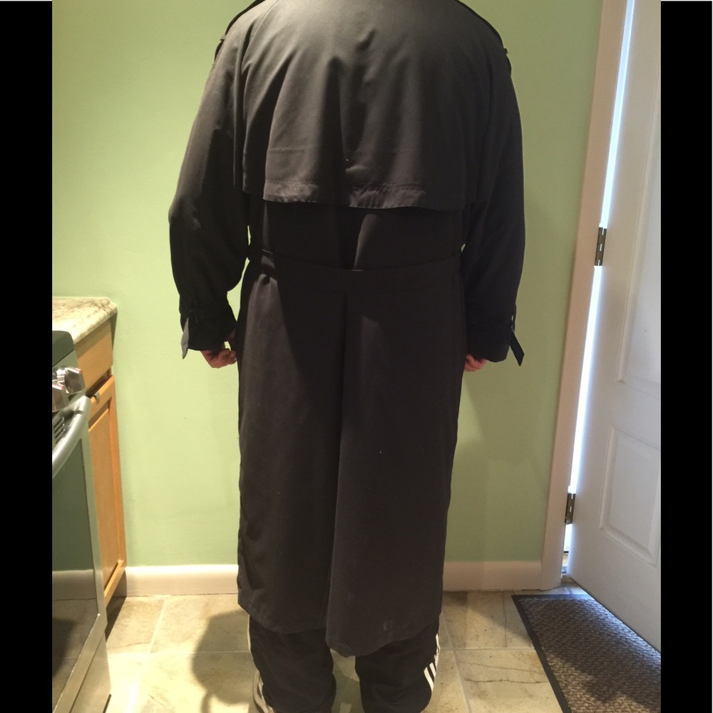 Gents size 46 black trench coat!! PRICE REDUCTION!