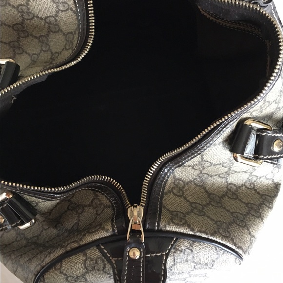 Gucci Handbag - Picture 4 of 4