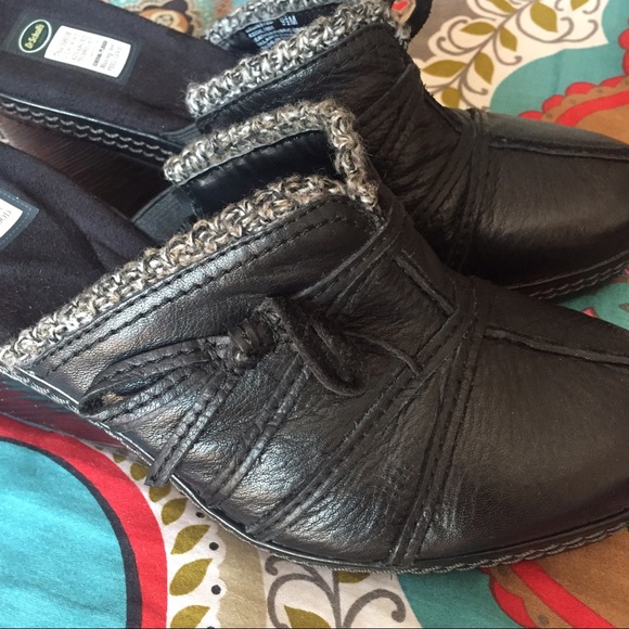 ๐ธHP๐ธDr. Schools Wedge Mule - Picture 3 of 8