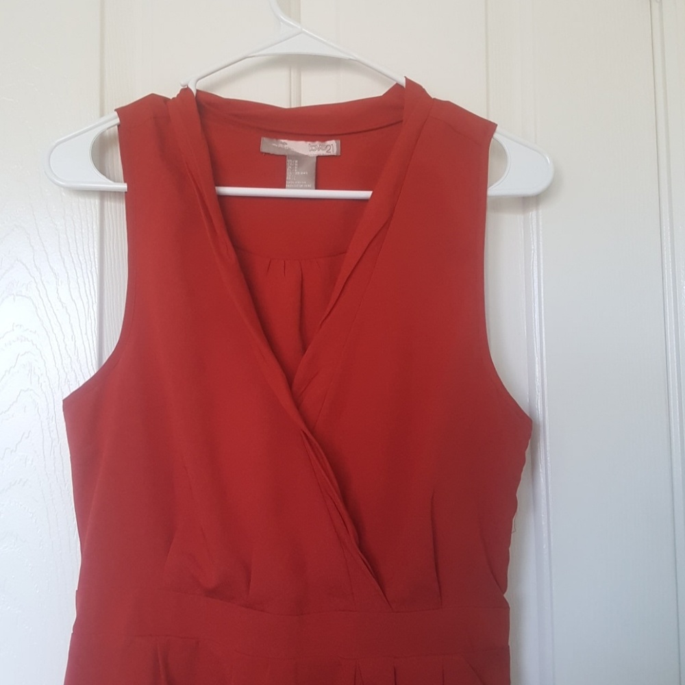 Dress - Picture 2 of 3