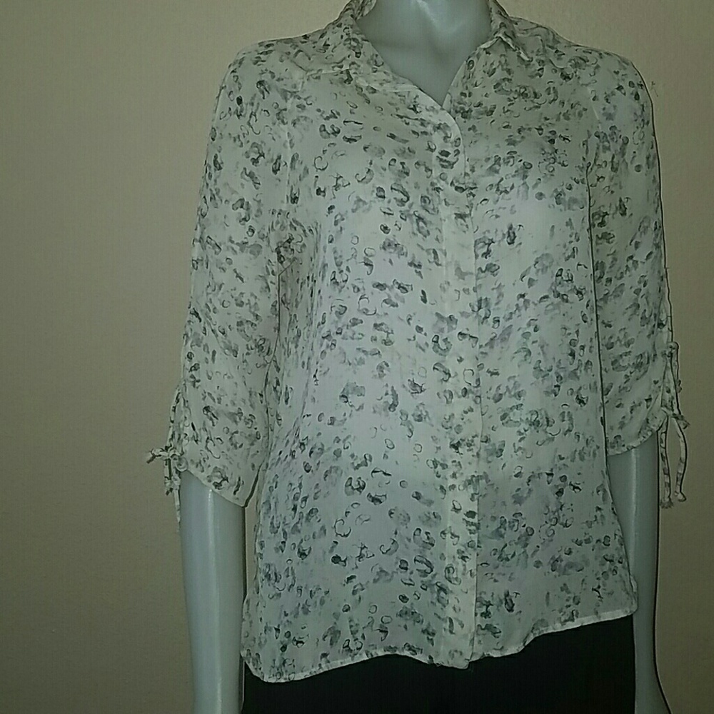 Zara blouse white gray size Small