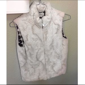 BOGO Au Lieu Lux Soft Fur Vest