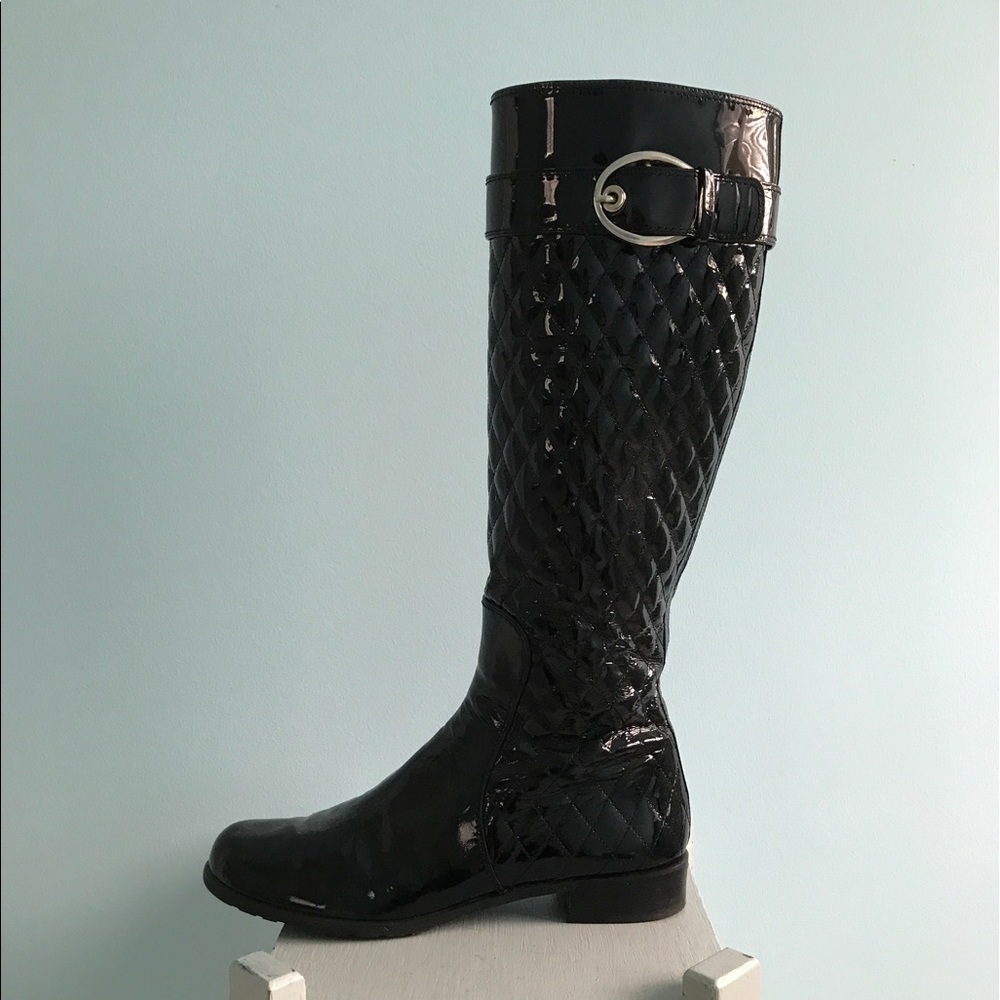 Stuart Weitzman Black Quilted Boots