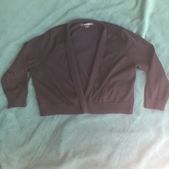 Sweater - Picture 1 of 4