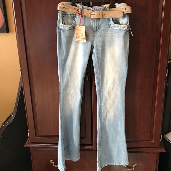 Fit&Flare Blue Jeans 😍 - Picture 1 of 4