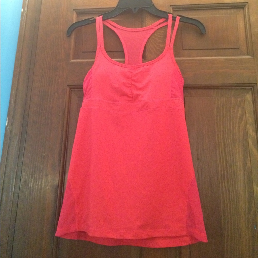 Coral workout tank top