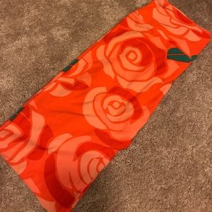 New Lularoe Disney Rose Leggings