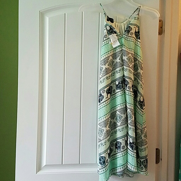 Dress - Picture 2 of 2