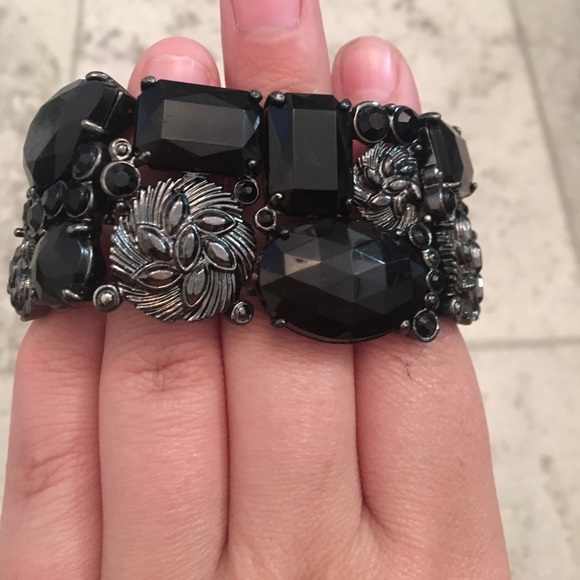 Jewelry - ☄️CHUNKY STRETCHY BRACELET☄️