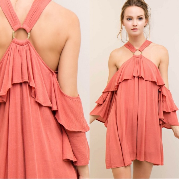 🆕Off Shoulder Flowy Ruffle Halter Dress - Picture 4 of 4