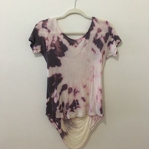 Tie-Die t-shirt top ✌🏼 w/ open back