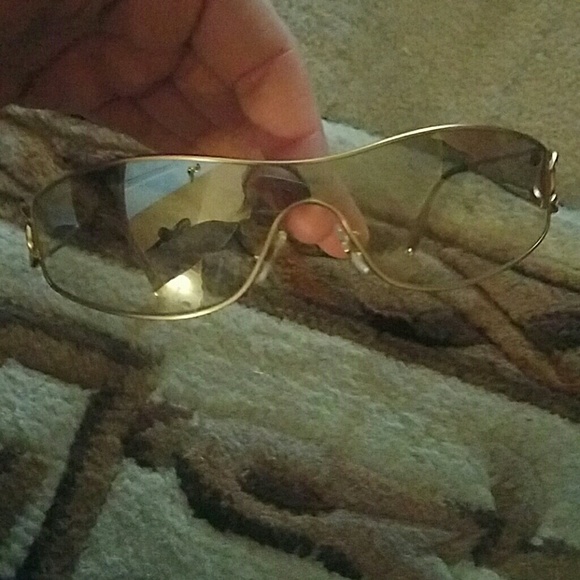 Authentic gold chanel sunglasses main image 4