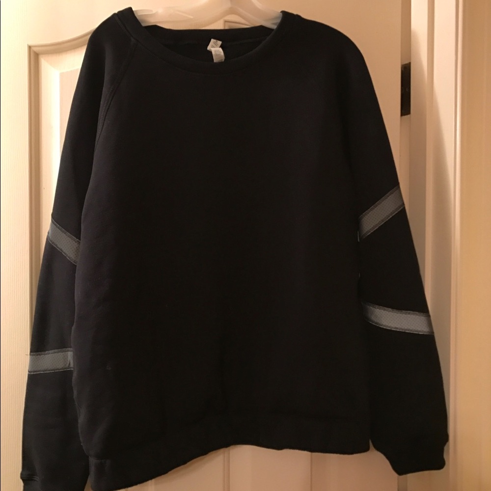 Women's Lululemon Black Reflective Sweatshirt