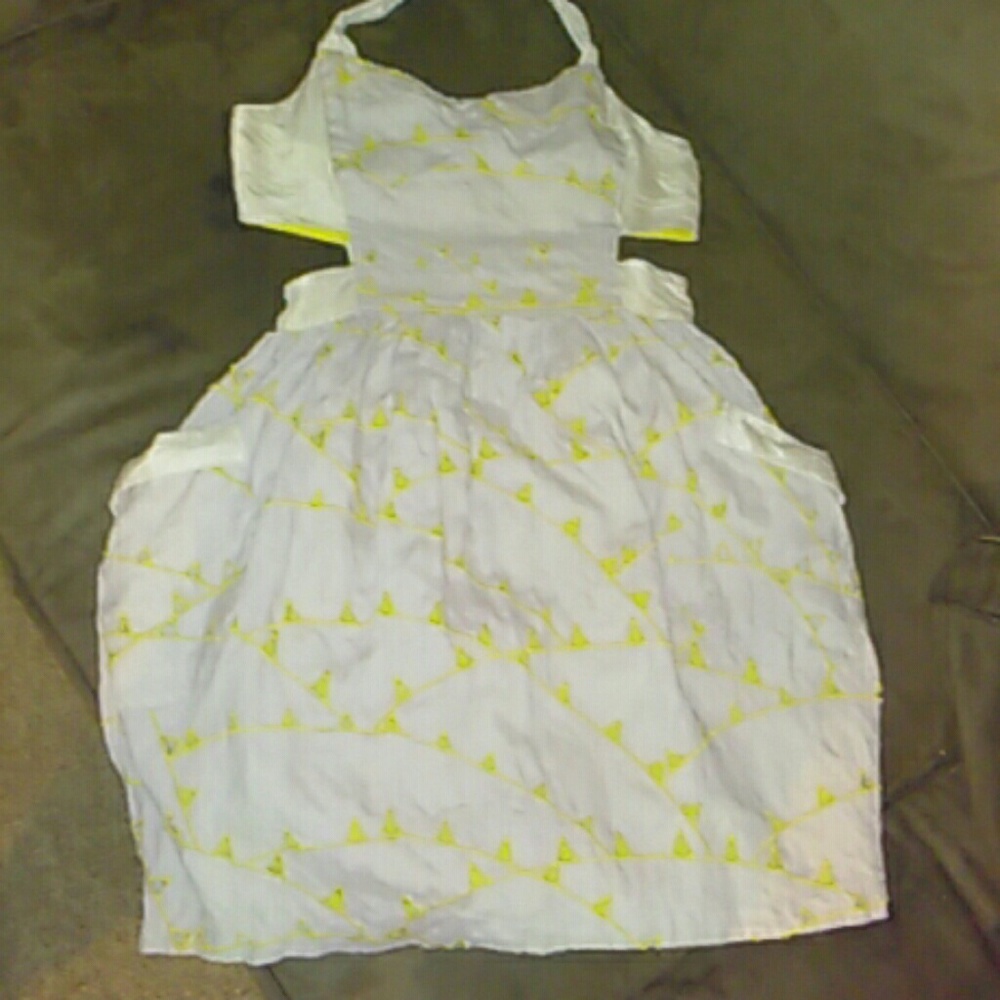 Adorable Babydoll Dress with Side Cutouts