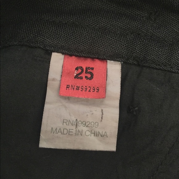 Level 99 100% Linen Gaucho Bermuda Short - Picture 7 of 8