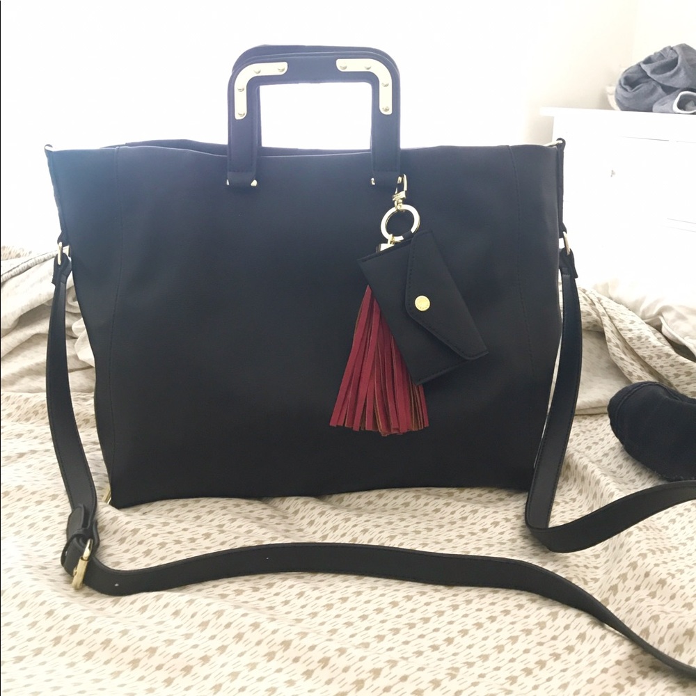 NWT Steve Madden Pierre Bag - black with gold