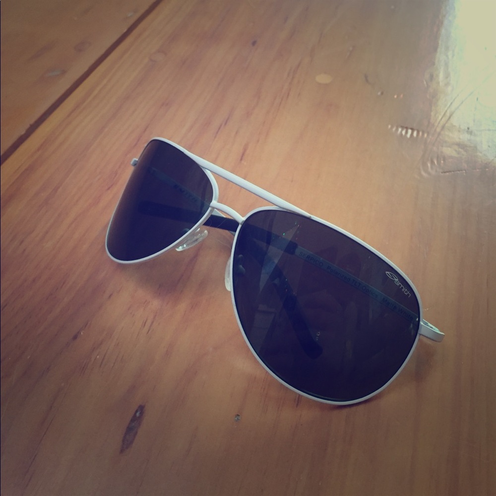 Lightly used polarized smith sunglasses