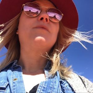 Meet your Posher, Heather