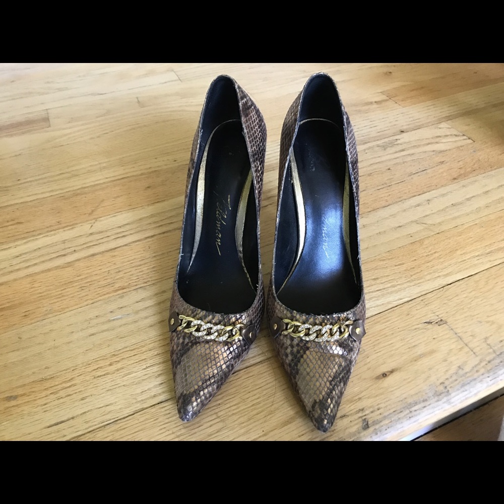 Pumps - Picture 4 of 4