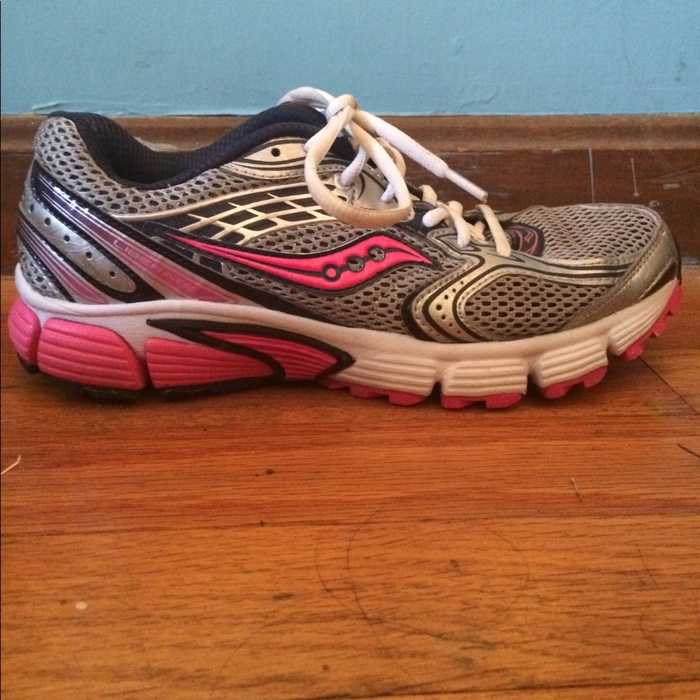 Saucony running sneakers