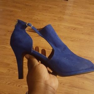 Lane Bryant peep toe shootie