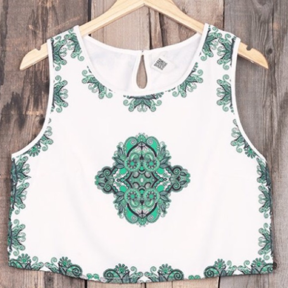 ⭐️Matching Set ⭐️ Tank Top and Shorts!!