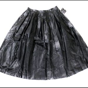 Leather skirt
