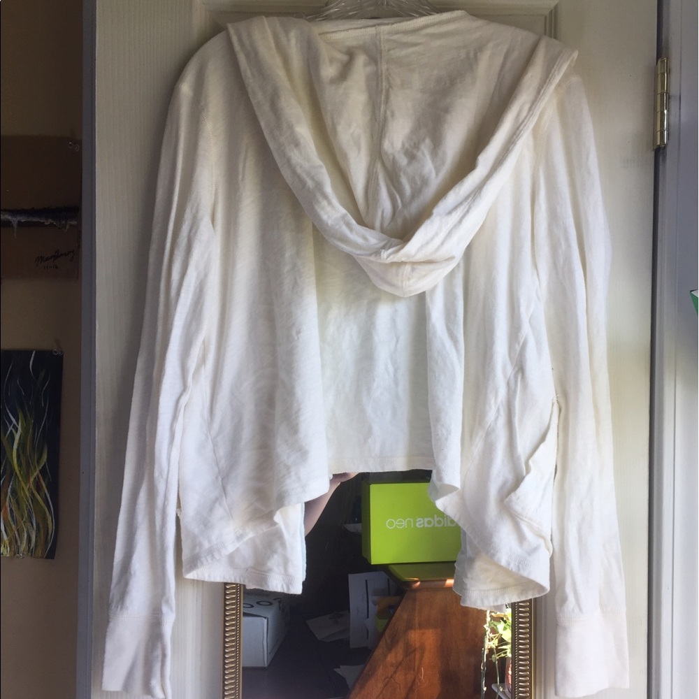 Light Cream AE Sweater