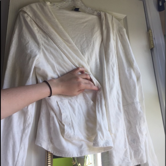 Light Cream AE Sweater - Picture 2 of 4