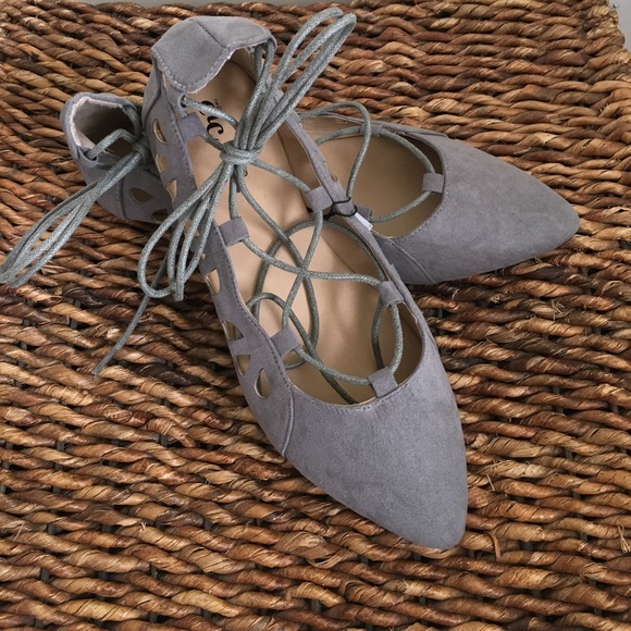 etc Shoes - Gray scalloped cutout flats with ankle ties
