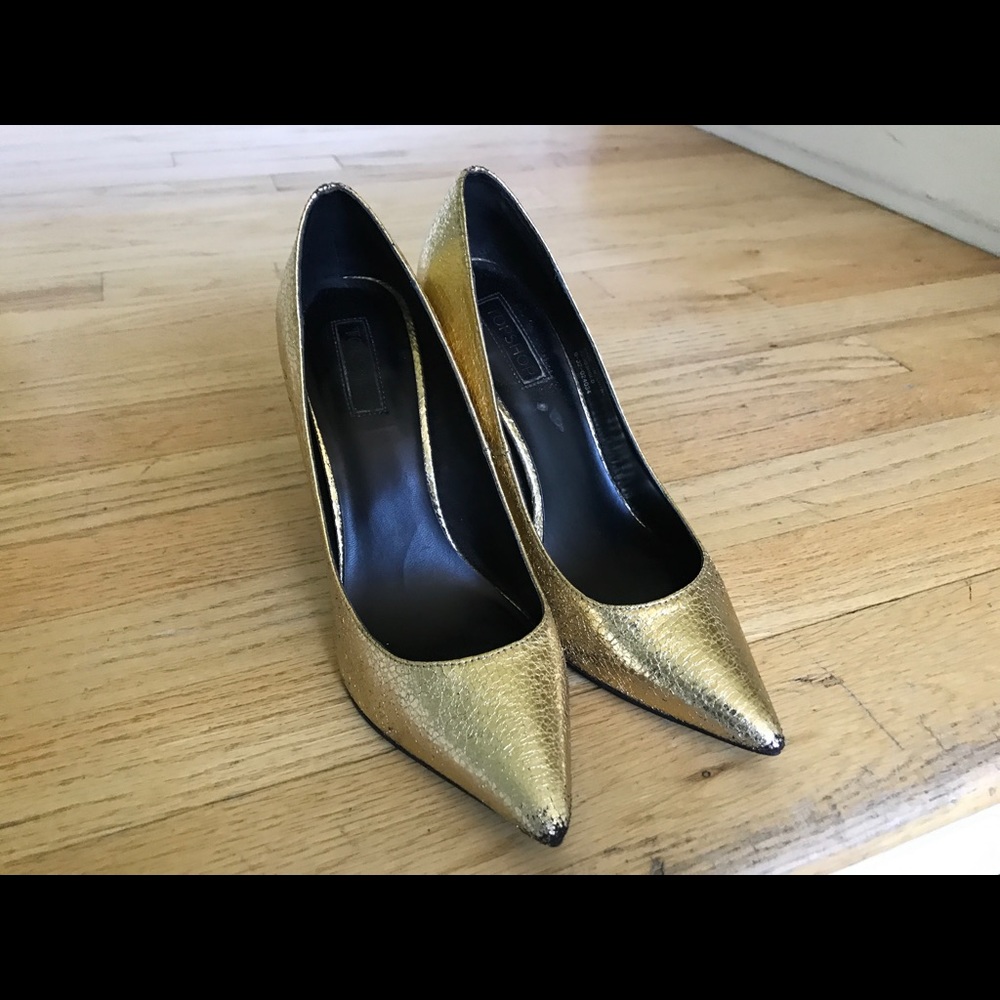 Pumps - Picture 3 of 4