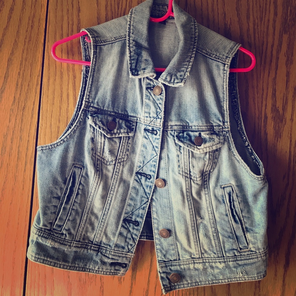 Jean Vest!