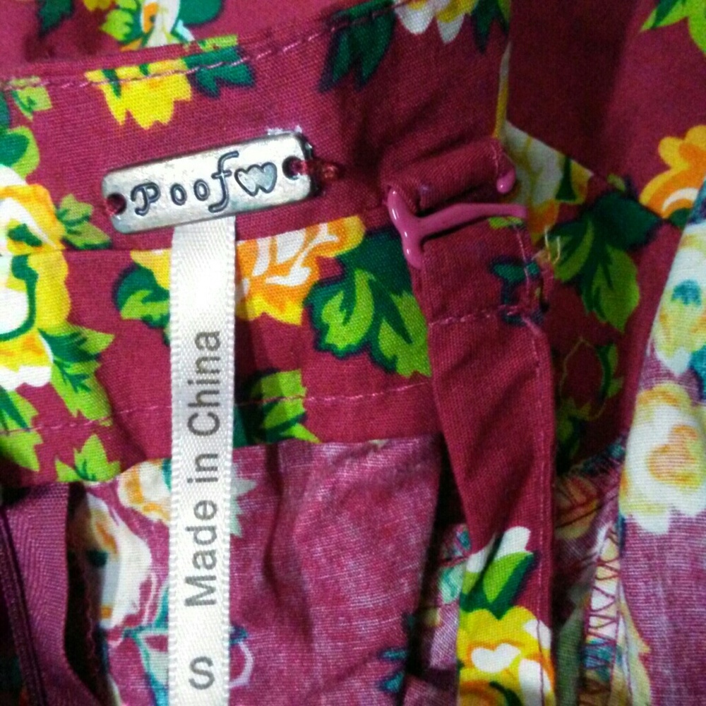 NWOT FLORAL STRAP OR STRAPLESS ROMPER - Picture 3 of 4