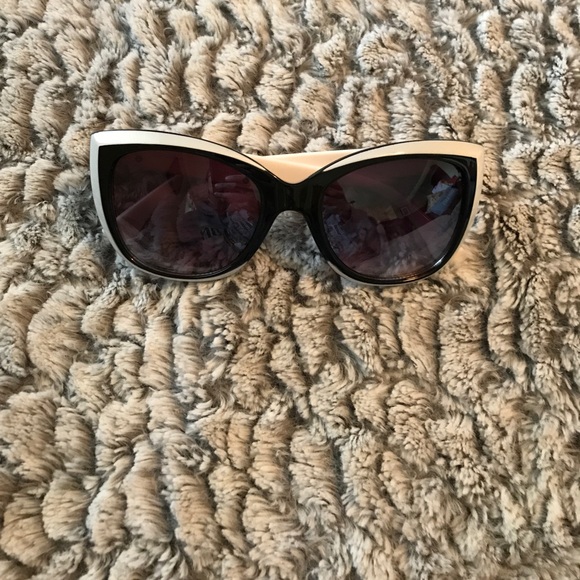 Nanette Lepore Sunglasses Tj Maxx 2025