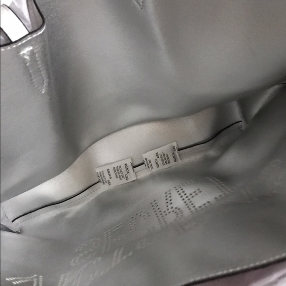 Victoria's Secret white faux leather tote NIP - Picture 5 of 5