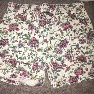 never worn gap brand shorts