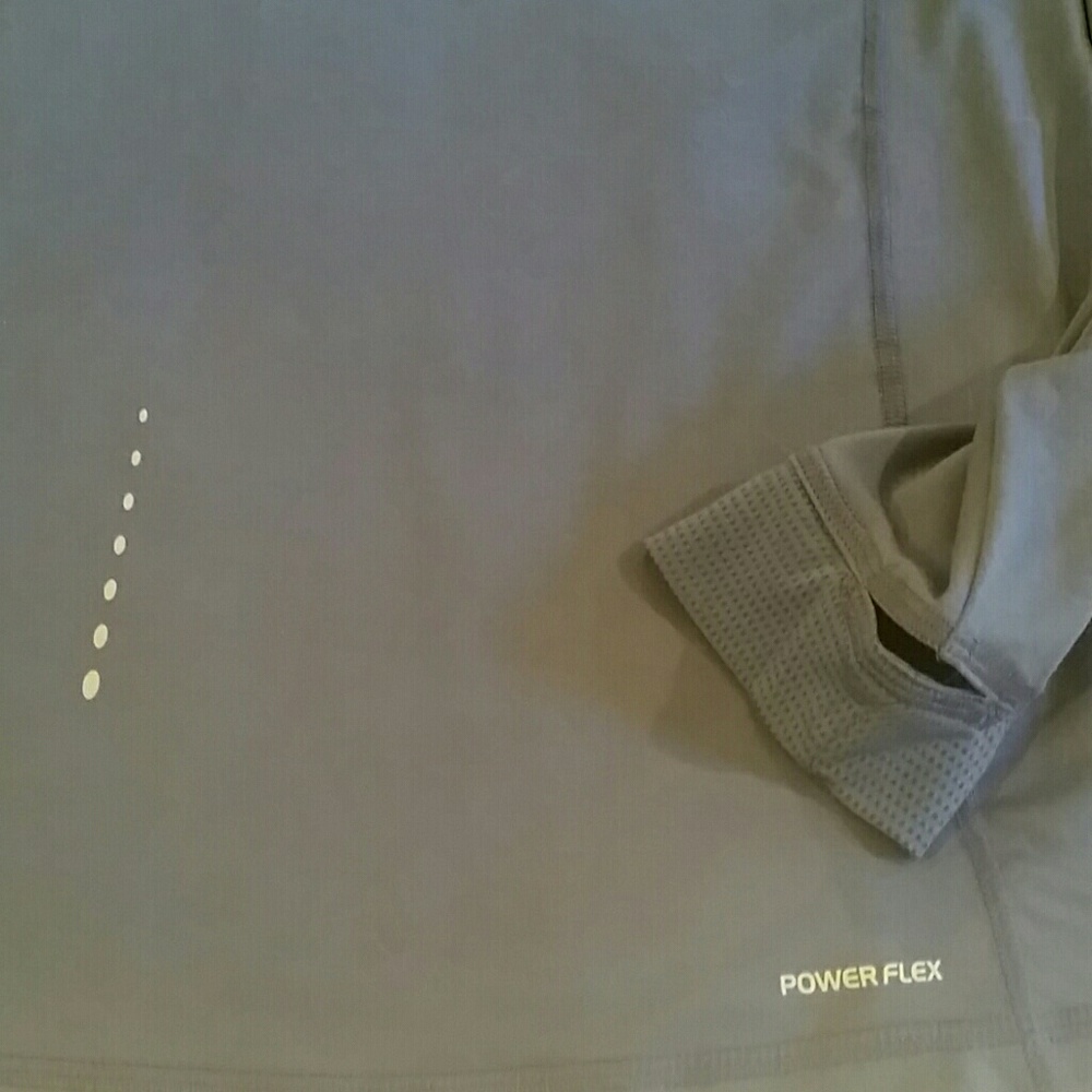 NWT Champion athletic top - Picture 8 of 9