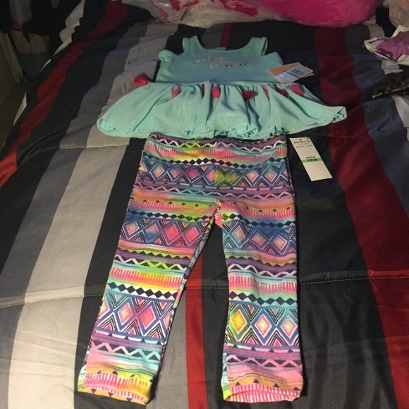 Juicy Couture Set - Picture 3 of 5