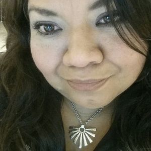 Meet your Posher, Norma