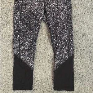 Lululemon cropped leggings
