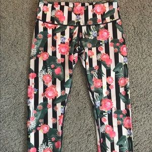 Lululemon floral crop leggings