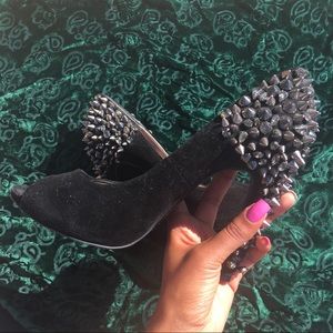 Sam Edelman classic stud pumps, size 8.5