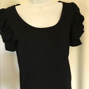 Short sleeve sweater