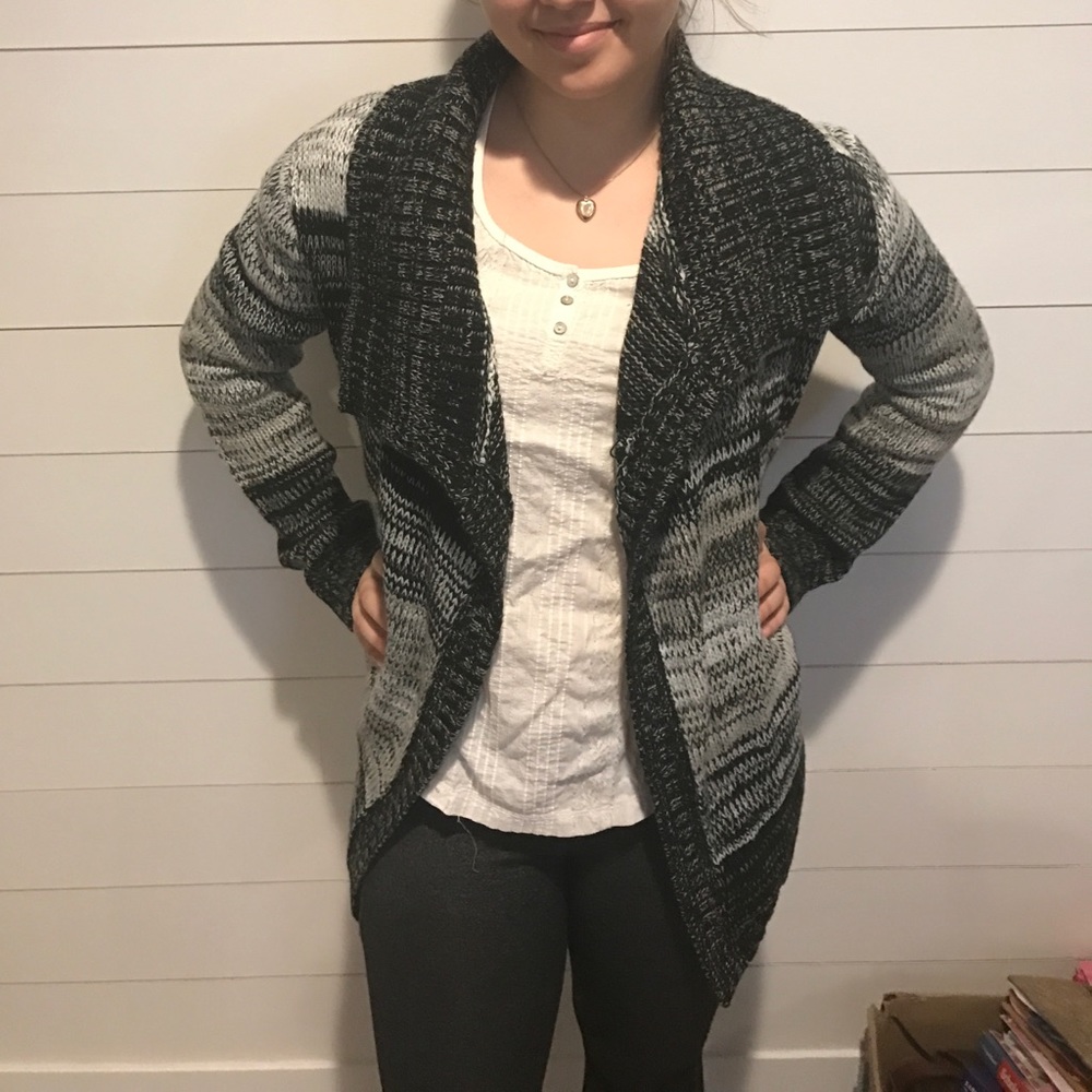 🇺🇸MEMORIAL DAY SALE🇺🇸[Francesca's] Cardigan